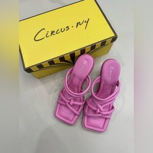 NEW NWT Sam Edelman Circus NY Savanna Strappy Sandals